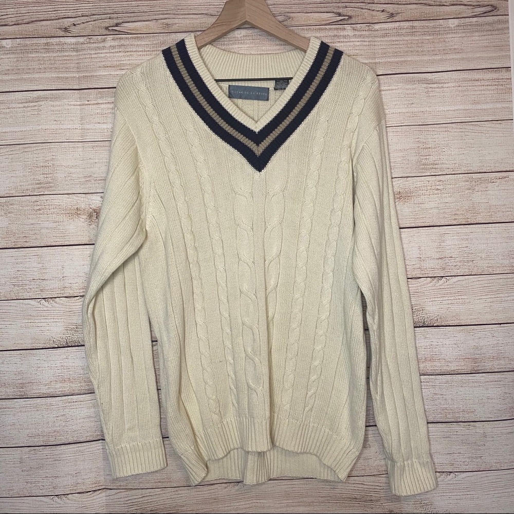 LAST CHANCE - Oscar De La Renta v-neck pullover sweater 😍